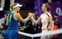 Petra Kvitova và Caroline Wozniacki giành quyền dự WTA Finals