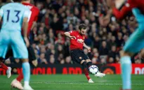 Mata đá phạt đẹp mắt, vực dậy tinh thần cho Man Utd