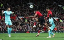 Sanchez tỏa sáng phút 90, Man Utd ngược dòng ngoạn mục cứu nguy cho HLV Mourinho