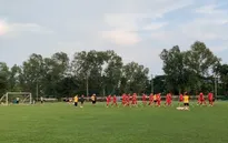AFF Cup 2018: Mưa lớn trong buổi tập đầu tiên của ĐT Việt Nam tại Myanmar