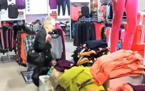 45% người dân Mỹ lo ngại chi tiêu quá tay dịp nghỉ lễ