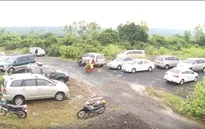 Triệt phá vụ đánh bạc liên tỉnh lớn nhất Phú Yên, thu giữ gần 30 xe ôtô