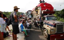 Người di cư El Salvador tìm cách tiến đến Mỹ