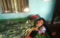 Mẹ phát điên sau khi con bị tai nạn mất ý thức