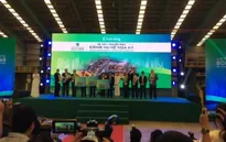 Việt kiều Mỹ tặng xe thu gom rác thải cho 3 tỉnh miền Nam