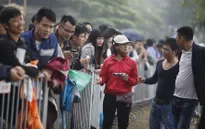 Phe vé trận Việt Nam - Philippines sẵn sàng mua lại 7 triệu đồng/cặp