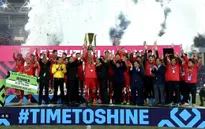 Khoảnh khắc lịch sử của bóng đá Việt Nam chúng ta khi nâng cao cúp vô địch AFF Suzuki Cup 2018