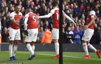VIDEO: Aubameyang lập cúp đúp, Arsenal thắng dễ Burnley