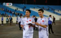 Tiến Dũng và Duy Mạnh nhắn nhủ Đình Trọng đầy "yêu thương"