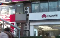 Mỹ tính “cấm cửa” thiết bị Huawei và ZTE, Trung Quốc phản ứng ra sao?