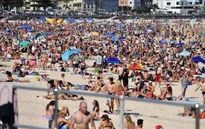 Australia nắng nóng kỷ lục lên tới gần 50 độ C