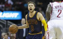 Matthew Dellavedova trở về Cleveland Cavaliers