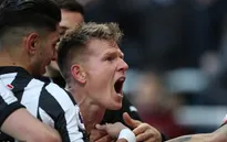 Newcastle 1–0 Man Utd: Mourinho và học trò thất bại bất ngờ!