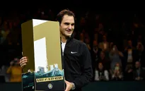 Roger Federer bước lên vị trí số 1 thế giới