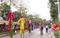 Sôi nổi lễ hội du Xuân 3 miền tại Hà Nội
