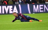 Cha Neymar "tố cáo" HLV Emery nói dối, khẳng định ngôi sao Brazil phải lên bàn mổ