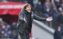 Conte "khóc hận" sau trận thua tức tưởi trước Man Utd