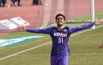 Ghi bàn và xuất sắc nhất trận, Teerasil Dangda ra mắt hoàn hảo tại J.League