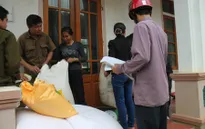 Chung tay giúp người nghèo đón Tết