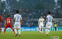 VIDEO: Pha sút phạt siêu phẩm của Xuân Trường vào lưới CLB Hải Phòng