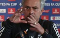 Man Utd bết bát, Mourinho khẳng định không lo "mất ghế"