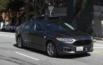 California (Mỹ) ban hành quy định mới cho phép xe tự lái ra đường
