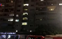 Hà Nội: Cháy chung cư quận Nam Từ Liêm, cư dân hốt hoảng tháo chạy