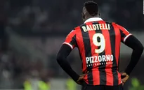 Balotelli: Tôi đã thành công hơn nếu da trắng