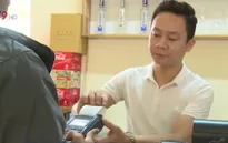 Lỗi hệ thống ngân hàng, khách hàng có nguy cơ mất tiền trong thẻ tín dụng