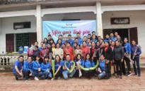 Đoàn thanh niên VTV mang "Món quà tình yêu" tới những phụ nữ kém may mắn