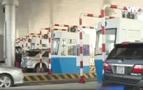 Sẽ xử phạt xe không dán thẻ thu giá BOT không dừng