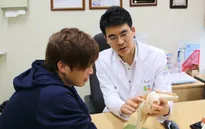 Tuấn Anh phẫu thuật thành công chấn thương dây chằng đầu gối