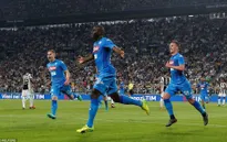 Juventus 0-1 Napoli: Ngôi đầu lung lay, cuộc đua Scudetto kịch tính