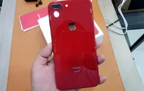 iPhone 8 Plus màu đỏ chính hãng lên kệ, giá 23 triệu đồng