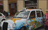 Nữ tài xế taxi chở bệnh nhân ung thư miễn phí