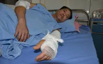Khốn cảnh con nguy kịch bởi ung thư, chồng lâm nguy vì ngã giàn giáo