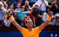 Nadal thiết lập kỷ lục mới trên sân đất nện