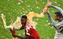 Ảnh: Bayern Munich ăn mừng chức vô địch Bundesliga 2017/18