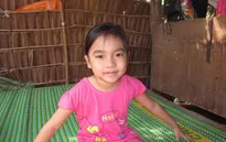 Đáng thương bé gái 7 tuổi mắc bệnh ung thư máu