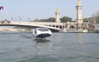 Thử nghiệm taxi bay trên sông Seine (Pháp)