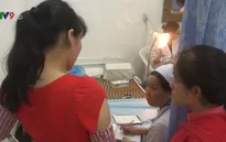 Khám sức khỏe, tư vấn, phát thuốc miễn phí cho công nhân tại Phú Yên