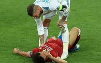 Bộ đôi cựu sao ĐT Anh lên tiếng bênh vực Sergio Ramos
