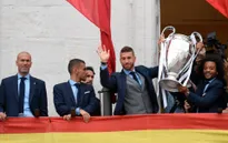 Real Madrid diễu hành ăn mừng chức vô địch Champions League thứ 13