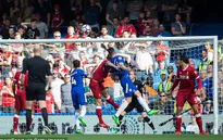 VIDEO: Giroud đánh đầu tung lưới Liverpool, mở tỷ số cho Chelsea
