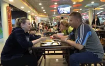 Phóng viên Thể Thao VTV tác nghiệp tại World Cup 2018: Đồ ăn Việt được yêu thích mùa World Cup