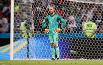 Mắc lỗi sơ đẳng, De Gea bị ví như tội đồ Karius