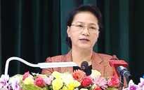 Chủ tịch Quốc hội tiếp xúc cử tri TP Cần Thơ
