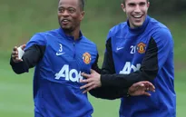 Huyền thoại Man Utd gọi Arsenal là "CLB thiếu nhi"