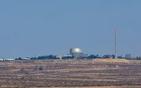 Israel lo ngại các lò phản ứng hạt nhân bị tấn công tên lửa