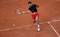 Djokovic đoạt vé vào tứ kết Pháp mở rộng 2018